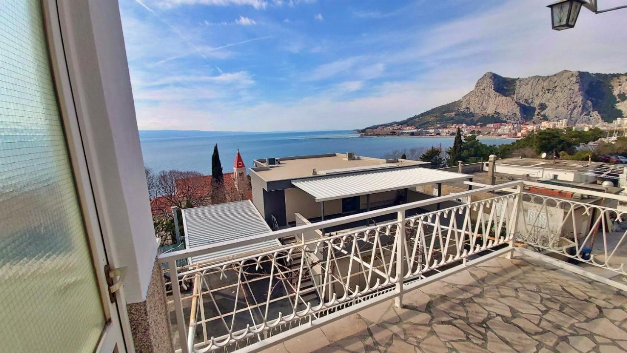 Apartment Cedo Оміш Екстер'єр фото