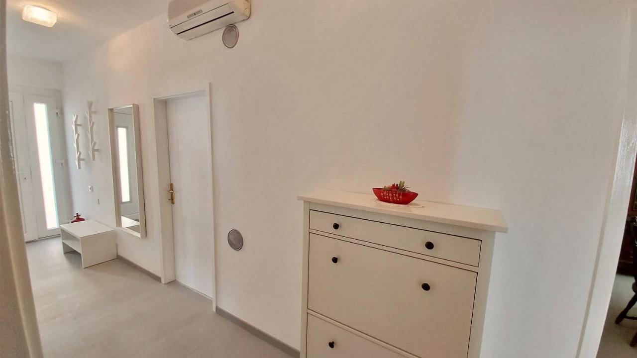 Apartment Cedo Оміш Екстер'єр фото